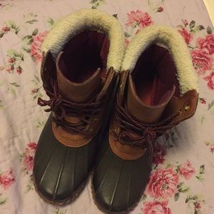 Tommy gurl bean boots for when it’s frosty out